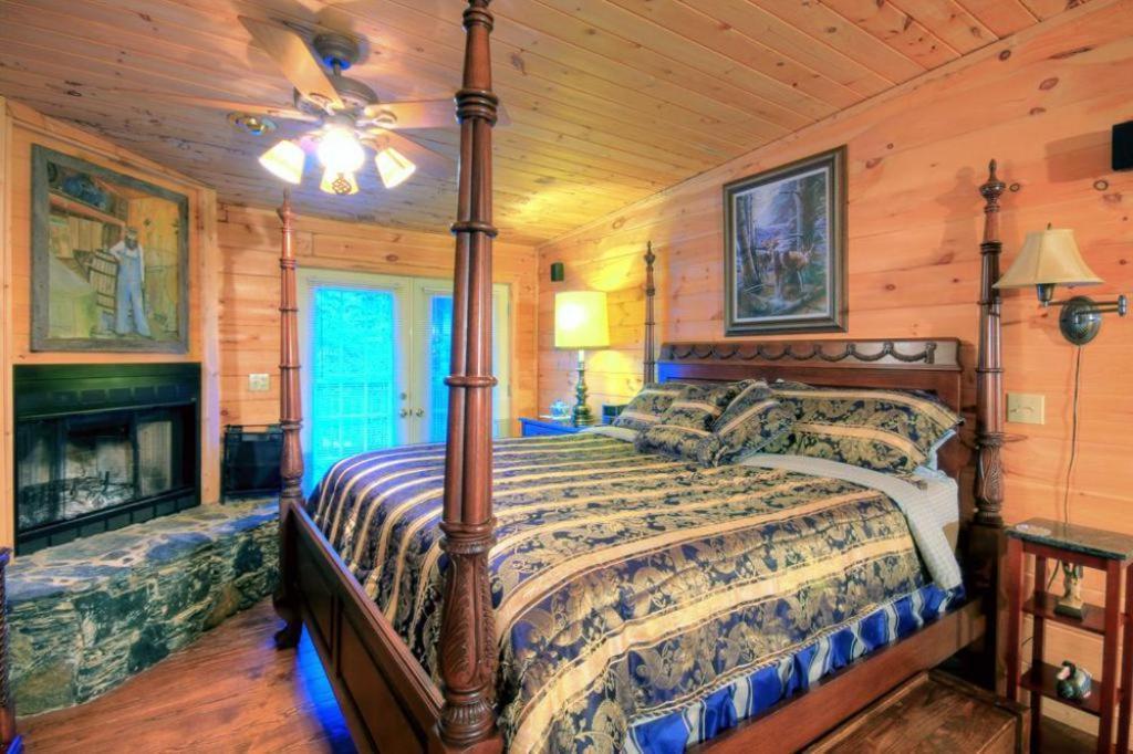 Misty Mountain Ranch B&B Maggie Valley Exterior photo